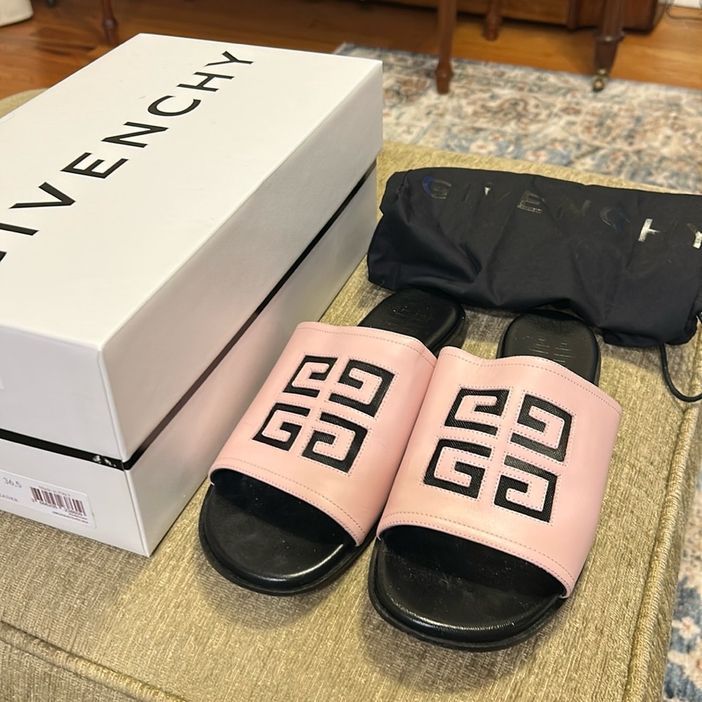 Givenchy 4G Logo Sandals